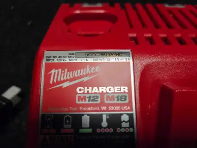 Milwaukee M12/M18 charger, View more