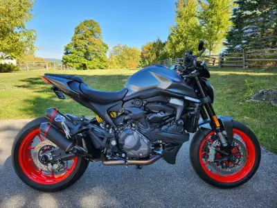 M950, 937cc,Testrastretta L twin, Full Racing Termi. Proper Ducati Sound, Tail Tidy, Cafe Mirrors, H...