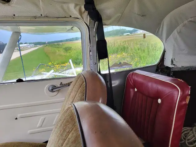 Float Plane541165209801861123