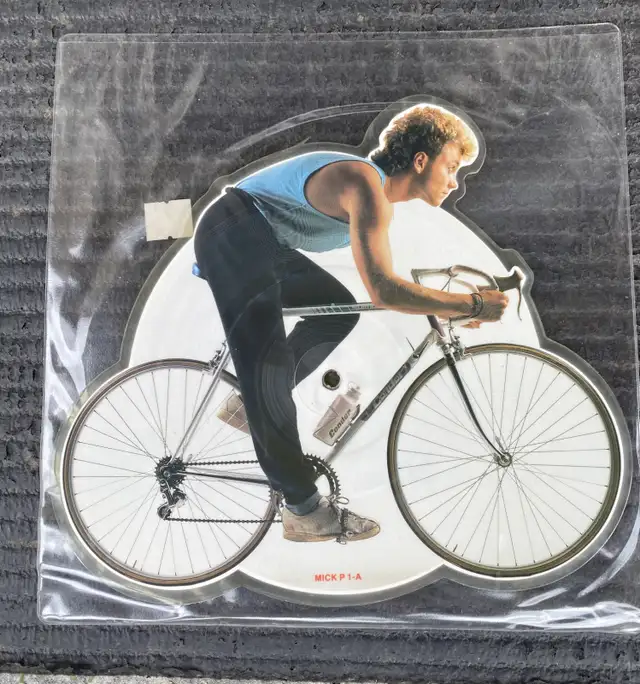 Picture Disc Vinyl Record Michel Austin - 1984 Synth Pop single in CDs, DVDs & Blu-ray in Oshawa / Durham Region - Image 2