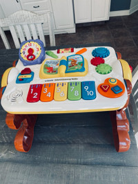 Vtech double sided 2-in-1 baby discovery table with lights/sound