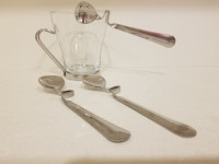 7 Expresso & Cappuccino Bromioli Rocco cups, 3 hanging spoons