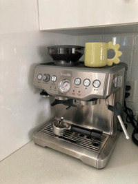 Machine à espresso breville en très bon état