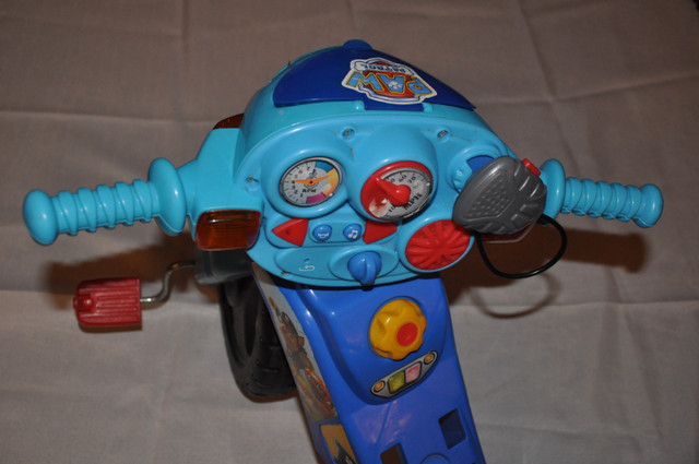 PAW PATROL Lights and Sounds trike in Toys & Games in Mississauga / Peel Region - Image 3