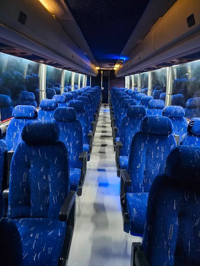Coach Bus, Mini Coach & School Bus Rentals - Toronto62865710535298122