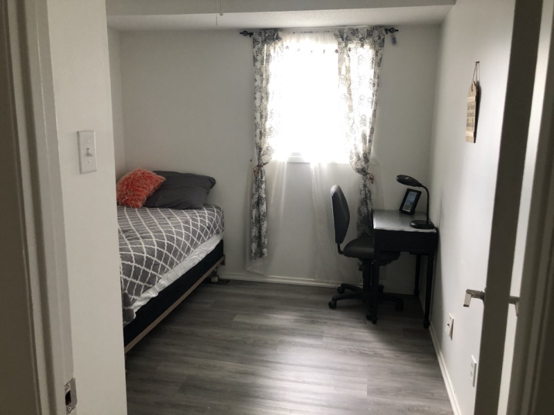 Bedroom for rent Room Rentals & Roommates Ottawa Kijiji