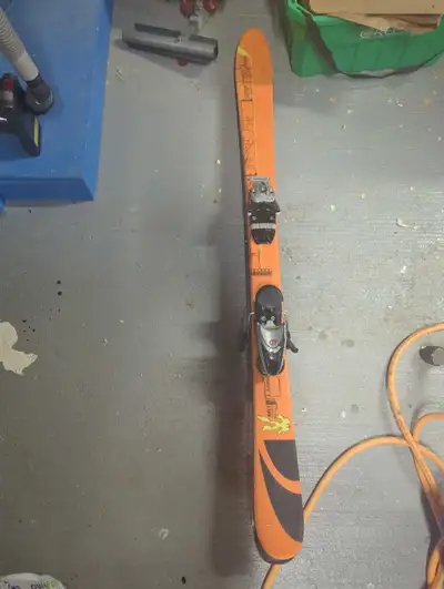 Salomon 1080 Kids Skis 129cm, View more