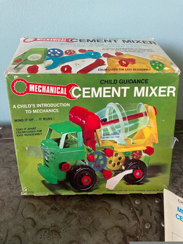Rare 1960's Child Guidance Mechanical Cement Mixer Toy Truck in Toys & Games in Ottawa - Image 7