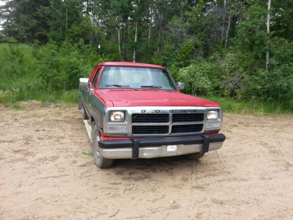 1993 First Gen Dodge Cummins diesel in Cars & Trucks in Red Deer - Image 2