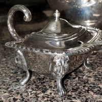 SILVER PLATE SALT FOOTED LIDDED COBALT LINER ENGLAND SPOON