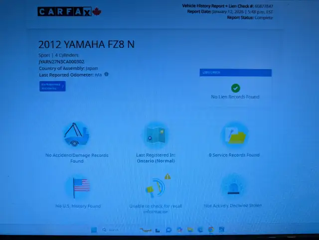 2012 Yamaha FZ8 in Street, Cruisers & Choppers in Oshawa / Durham Region - Image 8