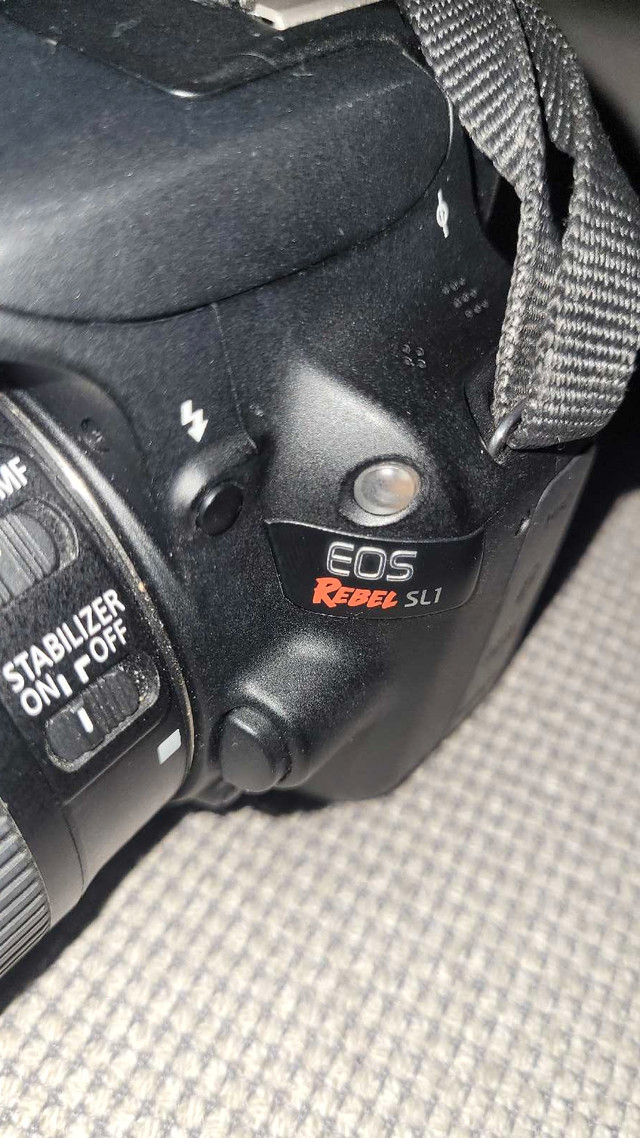 Canon EOS Rebel SL1 - Digital camera - SLR - 18.0 MP - APS-C - 1 in Cameras & Camcorders in City of Toronto - Image 4