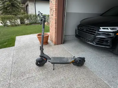 Selling my Apollo city scooter. Really fun and smooth ride. Nothing wrong with it just don’t use it...