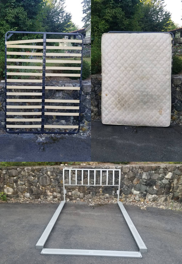 REDUCED 6 Piece Queen Size Bed Package FREE!!! in Beds & Mattresses in Delta/Surrey/Langley - Image 10