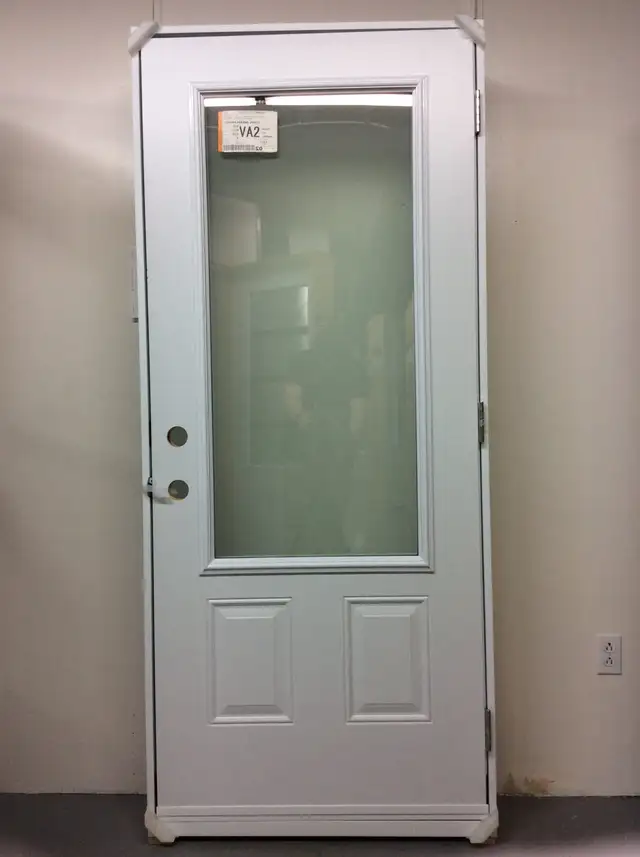 1211PA Porte d’acier 34″G Blanche Verre sablé 23×49 in Windows, Doors & Trim in City of Montréal - Image 3