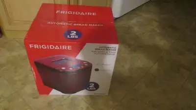 Frigidaire 2LBS Automatic Bread Maker Model EBRM100-SSBRED, View more