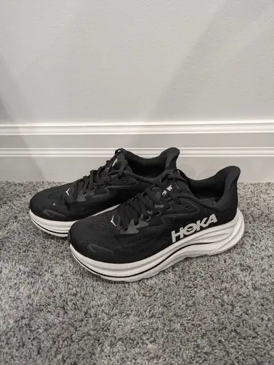  Women's Hoka Clifton 10 size 7.5, View more