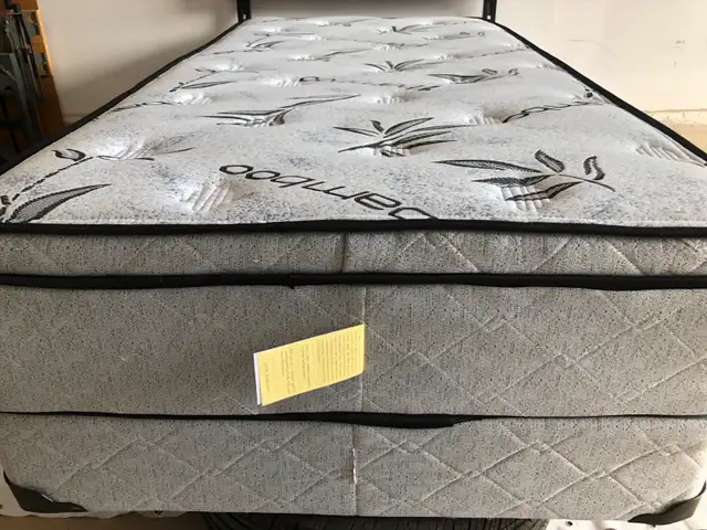 36" Twin Bed in Beds & Mattresses in Barrie - Image 6