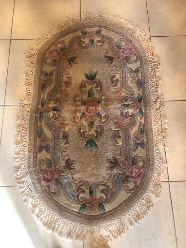 2 oval, oriental style rugs.  Carpettes orientales  dans Tapis et moquettes  à Ville de Montréal - Image 2