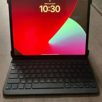 Apple iPad Pro 12.9-inch (3rd gen)+ Keyboard Case +Apple Pencil, View more