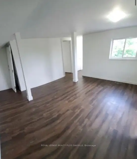 South East Oakville 1 bedroom unit (2 bdrm avail as well) in Long Term Rentals in Oakville / Halton Region - Image 6