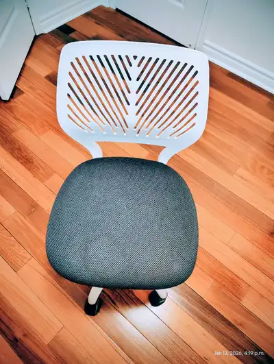 Junior Computer Chair, View more