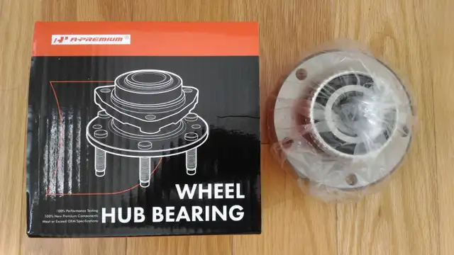 BMW Front Wheel Hub/Bearing Assembly E36 E46 Z3 Z4 31226757024 in Transmission & Drivetrain in Markham / York Region - Image 2
