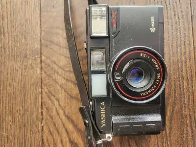 Yashica MF-2 Super 35mm Rangefinder Film Camera.