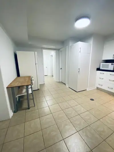 Furnished 2B basement apartment at Sheppard/Bathurst - $1985