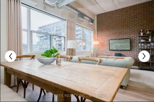 2 Bed 2 Bath Loft on King Street in Long Term Rentals in City of Toronto - Image 11