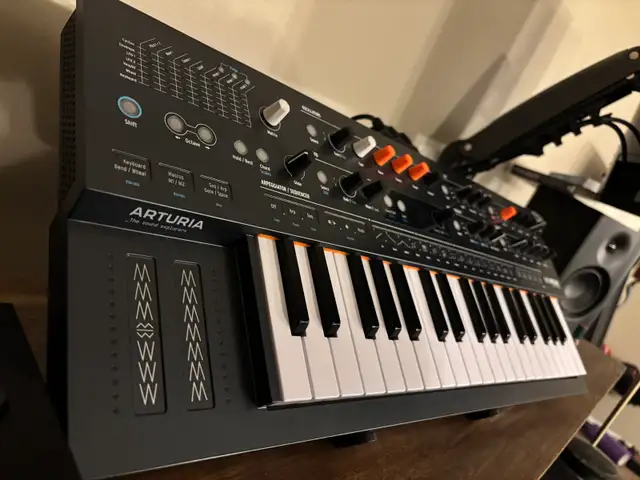 Arturia Minifreak | Pianos & Keyboards | Red Deer | Free local ...