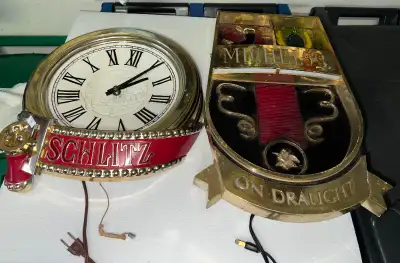 VINTAGE BAR ADVERTISEMENTS - MICHELOB LIGHT / SCHLITZ CLOCK, View more