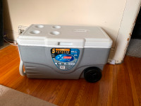 COLEMAN 5 DAY EXTREME COOLER WITH WHEELS