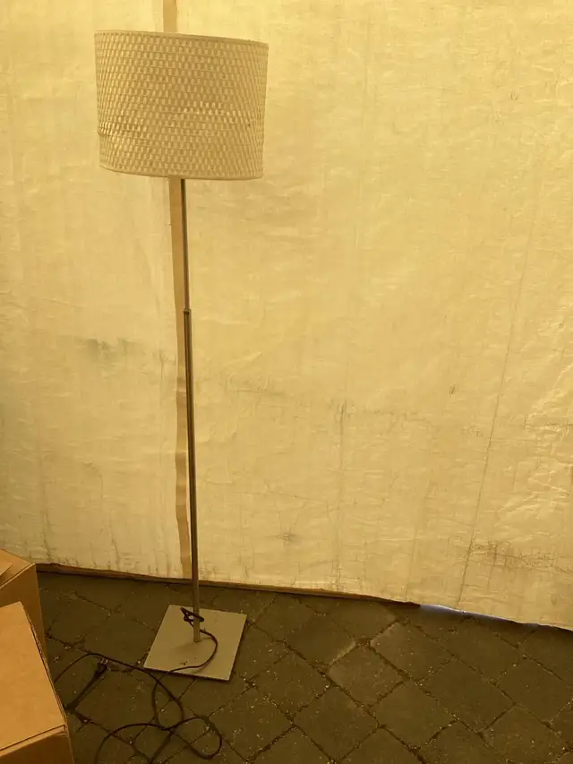 tall lamp in Indoor Lighting & Fans in Edmonton - Image 3