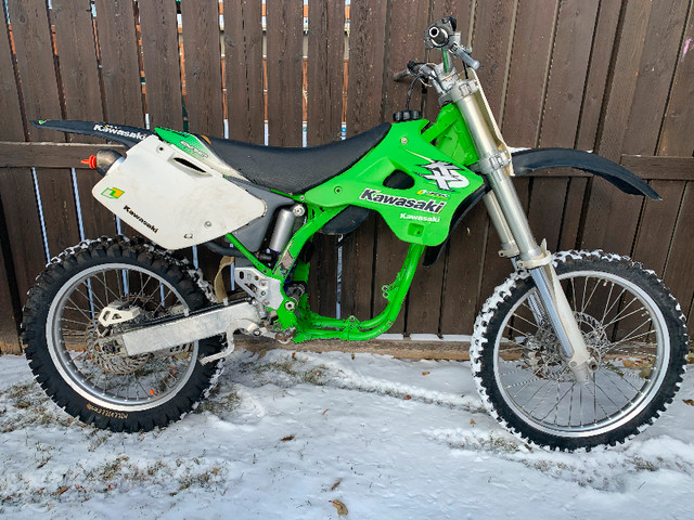 Parting Out 1998 & 1996 Kawasaki KX250 Parts Bike Part in Motorcycle Parts & Accessories in Calgary