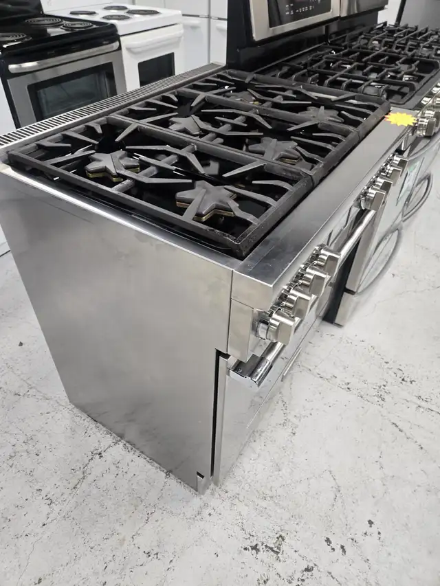SALE! Less than a year Gas Stove 36” inch  “THERMADOR”  in Stoves, Ovens & Ranges in City of Toronto - Image 10