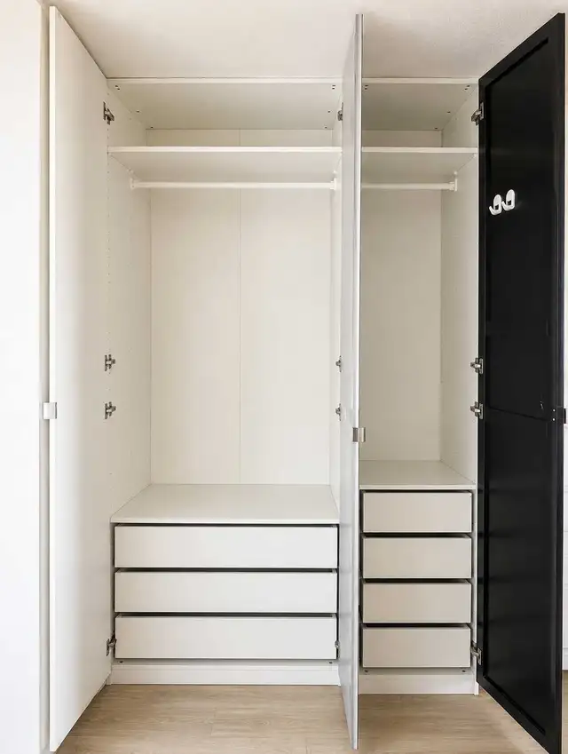 IKEA Wardrobe 236x150x60 in Dressers & Wardrobes in Mississauga / Peel Region - Image 3