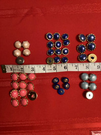 Buttons - multiple colours and sizes 