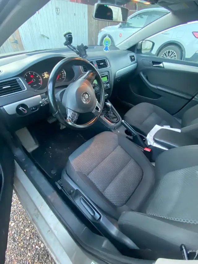 Volkswagen Jetta596878091302348801