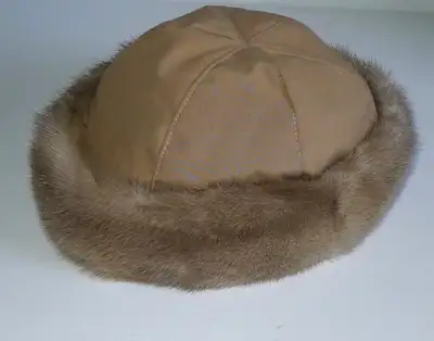 Joli chapeau de vison/polyester - Petit, View more