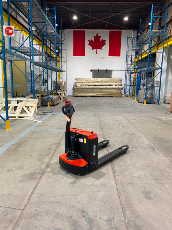 Brand New Heavy Duty Electric Pallet Truck - Finance Available! dans Autres équipements commerciaux et industriels  à Ville de Montréal