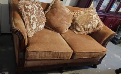 Causeuse & Sofa à Vendre , View more