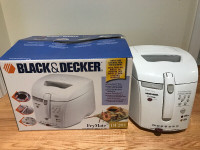 Black & Decker Deep Fryer, 2L