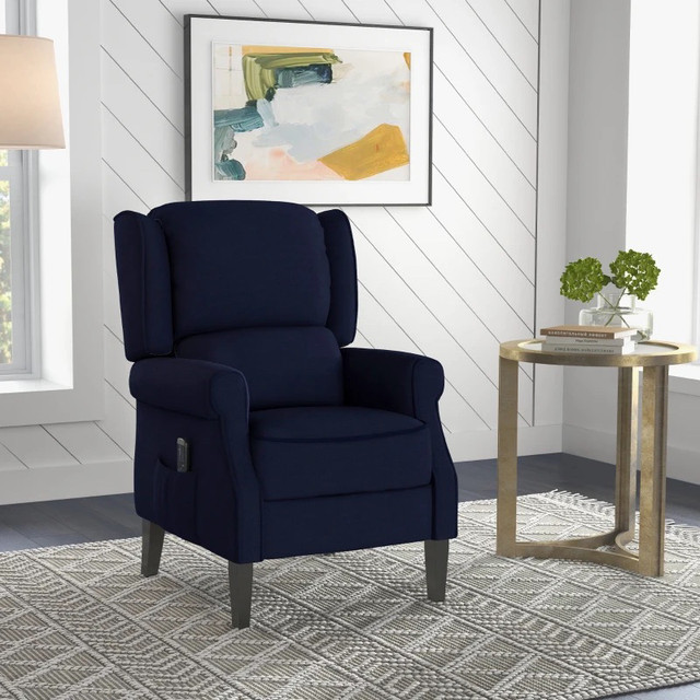 Push Back Recliner Chair in Chairs & Recliners in Markham / York Region - Image 2