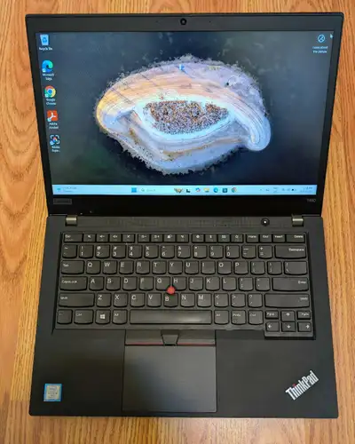 Lenovo ThinkPad T490 – Touchscreen, View more