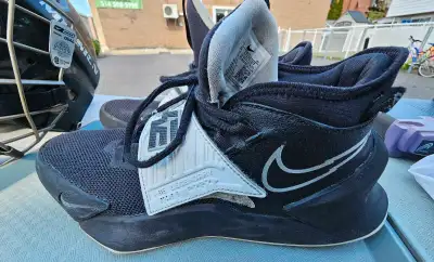 SOULIER MARQUE NIKE, View more