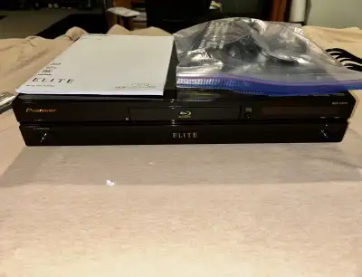 Pioneer Elite BluRay BDP-23FD, View more