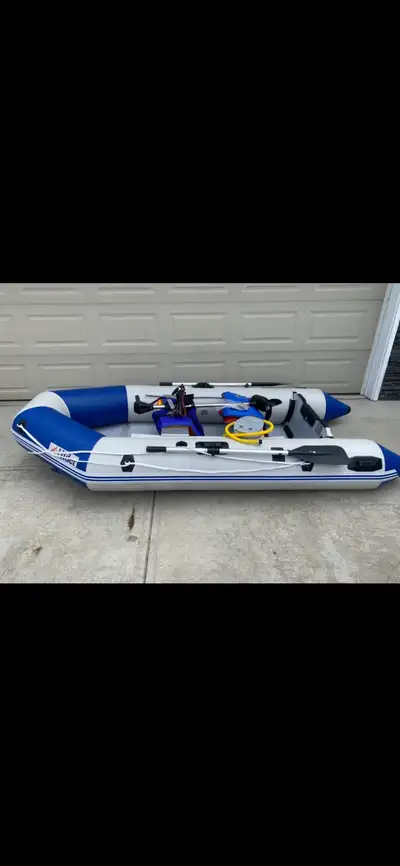 Used once Brand new electric motor never used Excellent condition No patches Hardwood & aluminum flo...
