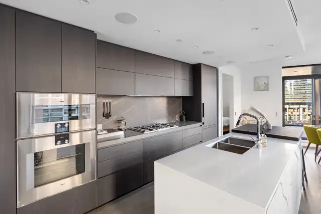 2B2B Waterfront Condo at False Creek / Olympic Village in Long Term Rentals in Vancouver - Image 10