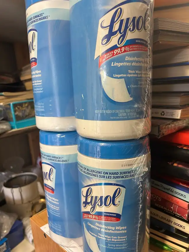 Lysol Disinfecting Wipes in Other Business & Industrial in Kamloops - Image 3